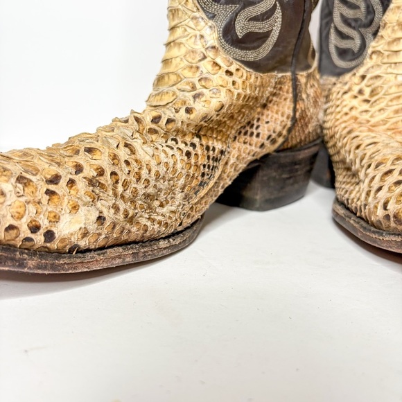 Tony Lama Snakeskin Cowboy Boots with Leather Embroidered Shaft Size 7 Men’s Tan - Picture 5 of 8